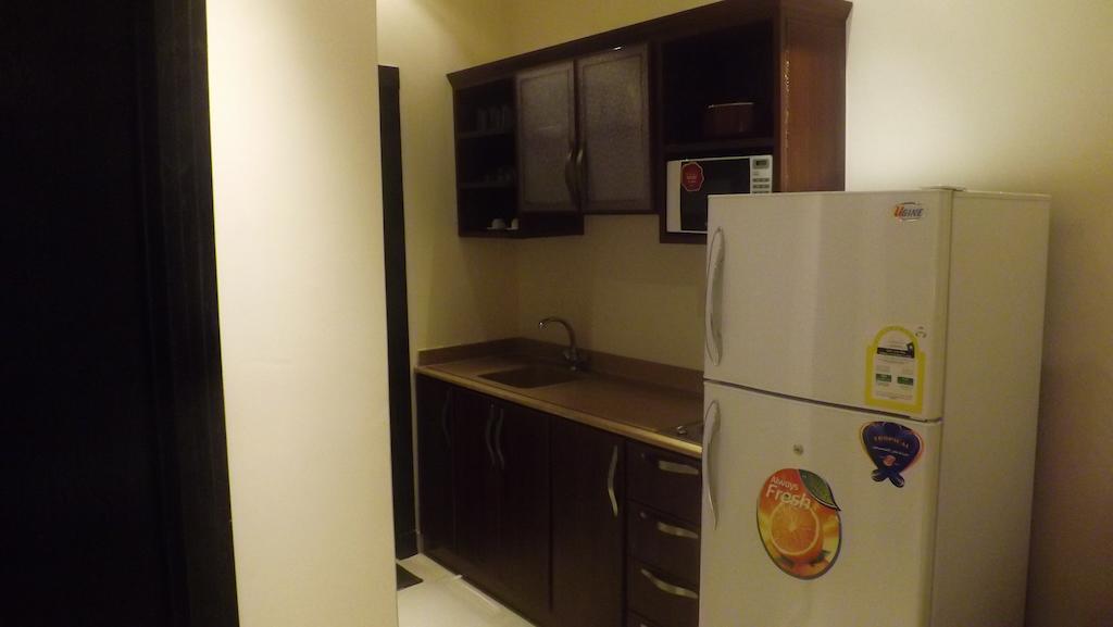 Baron Palace - Almasif Hotel Apartments Riyad Chambre photo
