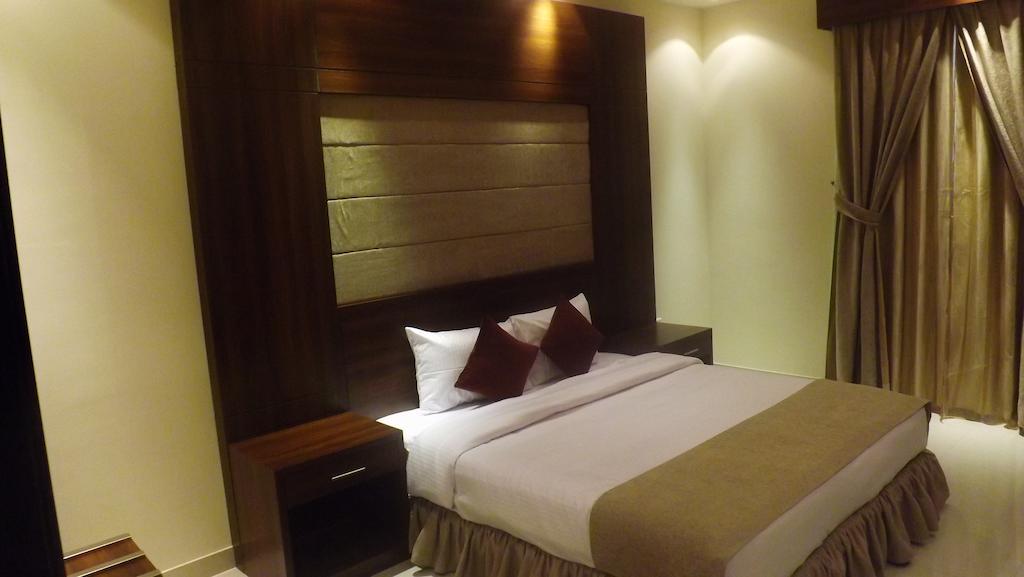 Baron Palace - Almasif Hotel Apartments Riyad Chambre photo