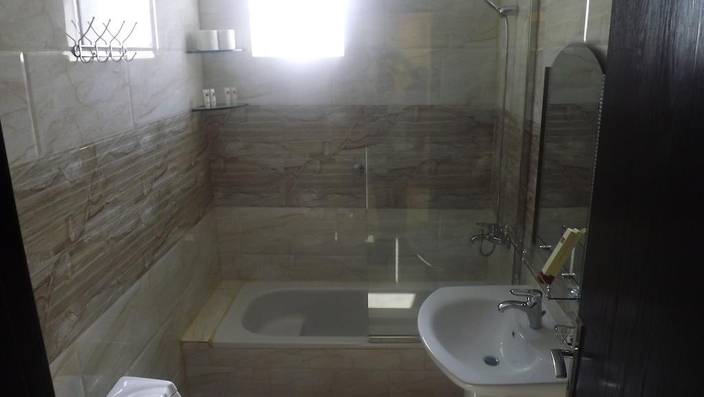 Baron Palace - Almasif Hotel Apartments Riyad Extérieur photo
