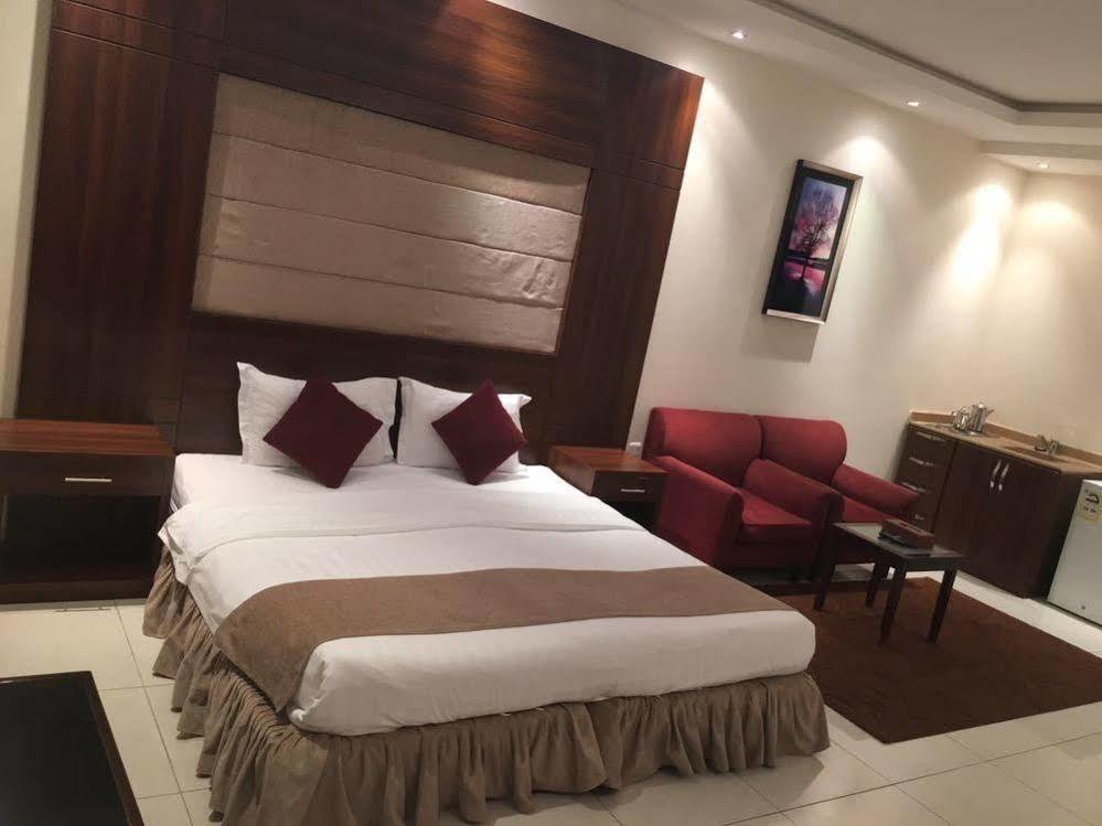 Baron Palace - Almasif Hotel Apartments Riyad Extérieur photo